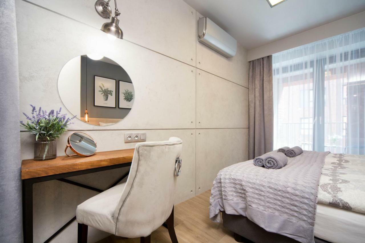 Jacuzzi Apartments Krakau Exterior foto