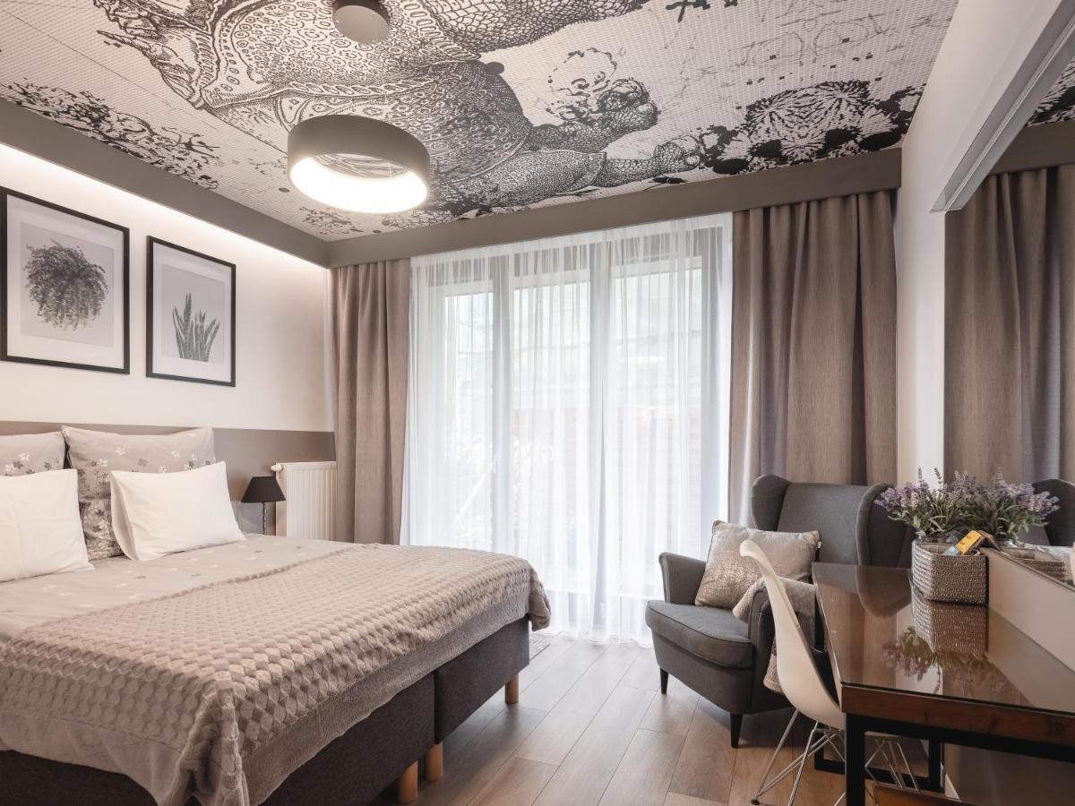 Jacuzzi Apartments Krakau Exterior foto